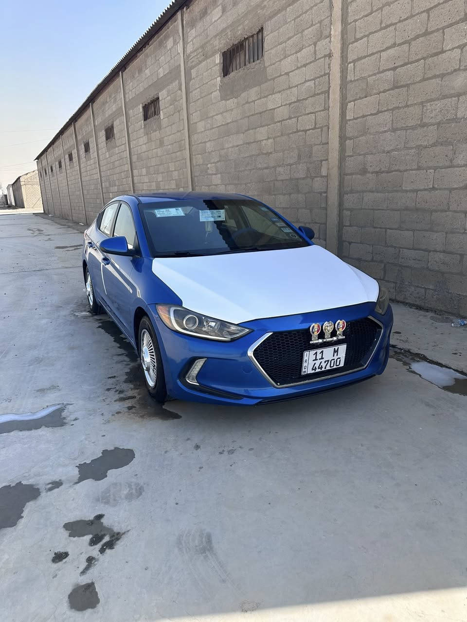 السلام عليكم النترا 2017 نص فول وارد أمريكي حادث فقط بنيد 
مكينه 2000 دوش كير at منظومه تبريد منظومه زنون دوشمه جديده متصرف عليها كلشي 
السعر 127 بيها مجال بسيط حك الجيه سياره جهازه ومتعوب عليها  العنوان بغداد بسمايه ***********–***********
