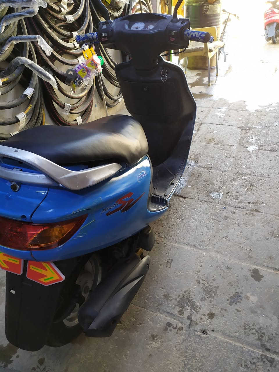 السلام عليكم دراجه فراشه للبيع مفتوحه والفات كلها شغاله السعر 450 وبي مجال بابل القاسم شارع السياحي ***********
