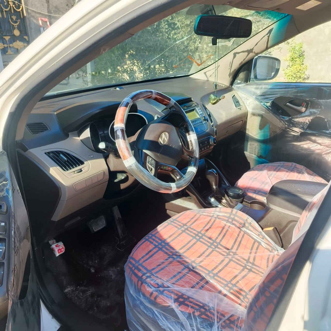 سلام عليكم توسان موديل 15رقم نجف سنوية بأسمي مكفولة عدا كارت بالبنيد مكينة مفتوحة مكفولة كير مكفول للاستفسار ***********
