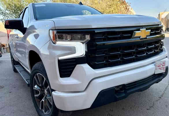 24 ماشيه 3000 كيلو
باب جبير بدي قصير 

4/4

8 سلندر 5300 

من يجي واحد يكلي شدعوه اكو فرق 

عمي سياره زيرو مو ماشيه 100 الف

تعال شوف بعينك

***********
