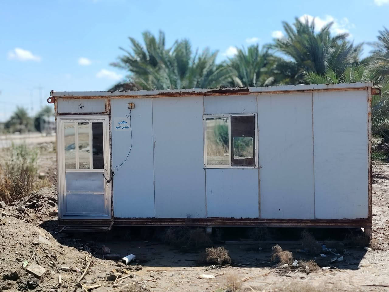 السلام عليكم اثنين كرفانات للبيع الطول سته والعرض ثلاثه رقم الاستفسار /***********/
