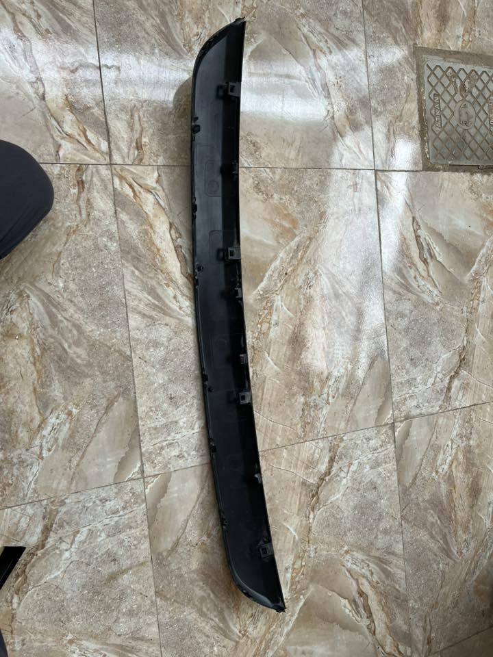 سلام عليكم غراض دورنكو للبيع تريشه دعاميه اصليه +تريشه تحت لايت جهت سكن بك لايت بيه فطر بسيط شرط الشغل وشرط ما يعبر مي مرايا شرط الشغل والفحص بيها تصليح فقط سبايدر دورنكو اصلي بلادي بدون صبغ تواصل خاص او واتساب 
*********** القطع كلهم اصليه مال تفصيخ
