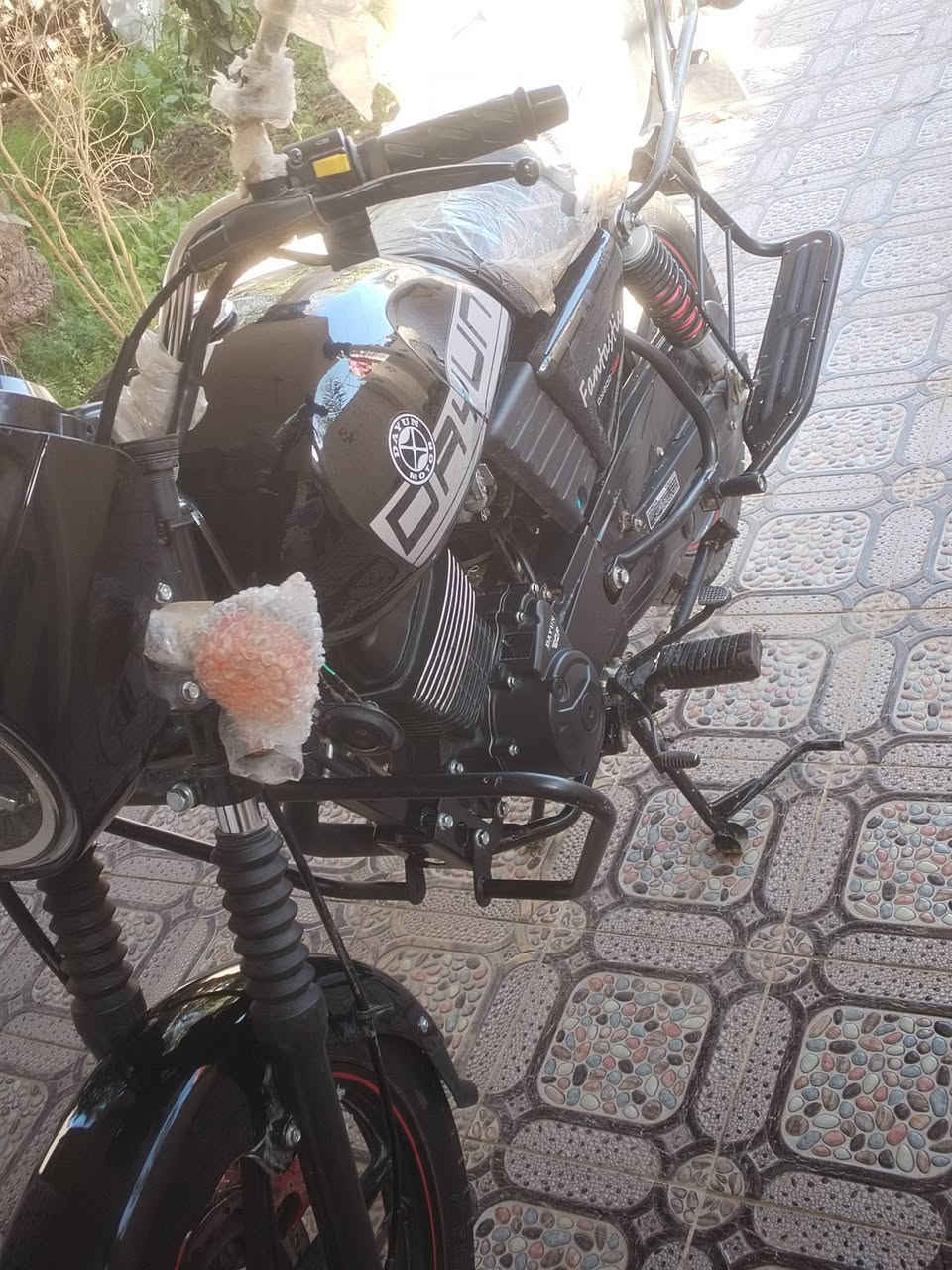 السلام عليكم
دراجه دايوان 25للبيع اوراق سكنر الشراي يتصل *********** مكان الدراجه ديالى الخالص
