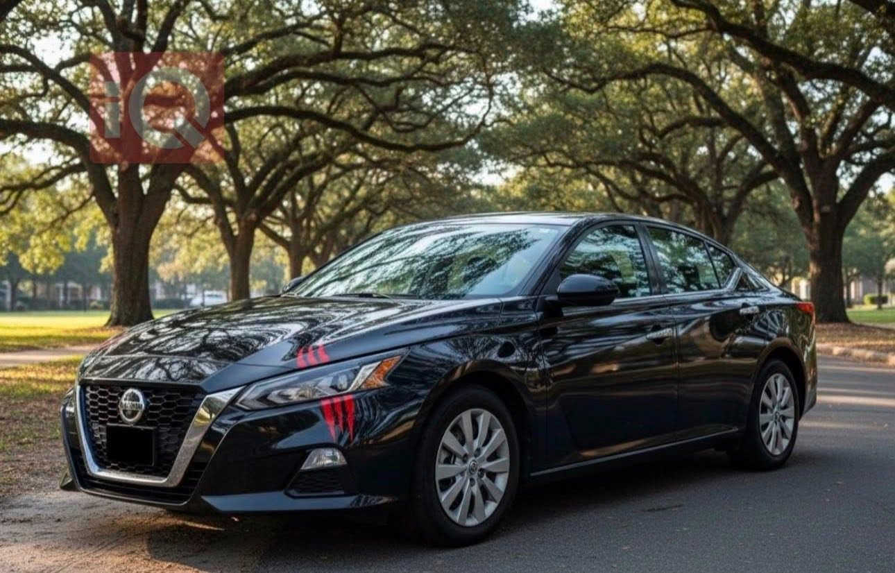 نيسان التيما 2022  SV🚘 
🔥 Nissan Altima 2022 SV 🔥

🚘 مرقم كربلاء 🚘 

📃 اليكم التفاصيل الآتية 👇🏻

🚘 امريكي 
🚘 ماشيه 93 الف كم
🚘 موديل 2022
⚙️ حجم المحرك V4 2.5L
⚙️ كير Cvt
🐎 بقوة 188 حصان 🐎🐎
🔑 مفتاح التشغيل بصمة 
🔑 تشغيل عن بعد 
🚗 دفع امامي
📍حساسات أمامية 
📍حساسات خلفية 
💡لايت زينون & LED 
🚘 دخول بصمة ذكي 
🛞 حجم الاطار 205/55R16
🛞 4 دسك
🛞 حساسات ضغط الاطارات /مسروقه جميهعا في امريكا
🎈عدد AIR BAG 6
🚗 ا ABS  
🖥 شاشة تدعم Apple Car play  
🛣 مثبت السرعة 
💺تتسع المقصورة ل 5 ركاب
💺المقاعد لون اسود 
💺حركة مقعد السائق كهرباء  
❄️ قطعه تبريد واحده
🚘 أوضاع القيادة Drive Mode 
⛷️ نظام مانع الانزلاق 
🥤حاملات الأكواب 
الضرر في امريكا حسب ماهوه موضح في الصور كله راجع بارد كارت ( عدا نصف تكمه خلفيه حار وصبغ ) اما الباقي تكحيل كارت
مستورده باسمي من امريكا  دخلت للعراق 2024\5\1
💵 السعر 165 ورقه
📍كربلاء

لاستفسارتكم يرجى الاتصال على الأرقام :***********
