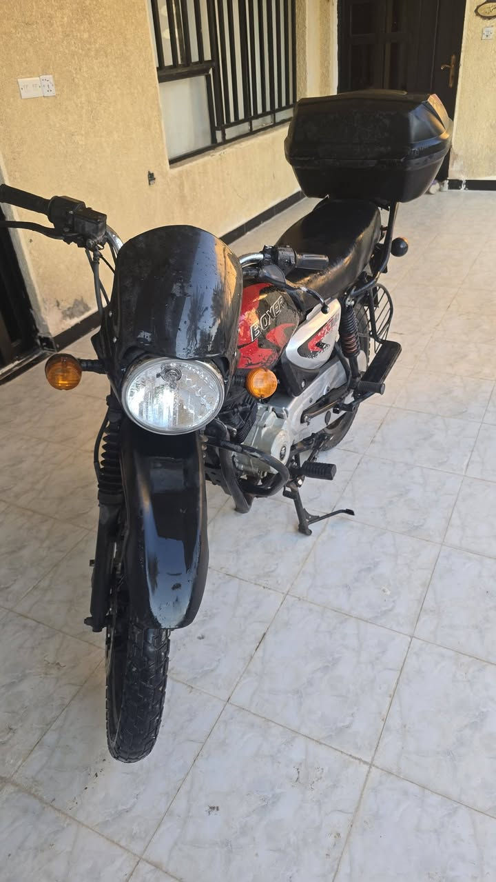 بوكسر البيع موديل ٢٢ السعر مليون قفل بدون عمله دراجه جاهزء الاخير *********** مكاني بغداد الزعفرانيه جسر ديالى القديم
