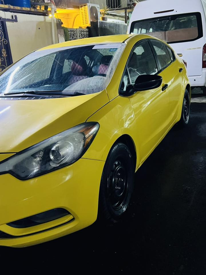 السلام عليكم فورتي موديل 2015 وارد امريكي حادث دعاميه فقط السيآره بأسمي المكينه بيها تنقيص شويه بين تبديله وتبديله صدر نص عمر كير مكفول السعر 105 وبيهـا مجال 
مكان بغداد الشعب 
***********
