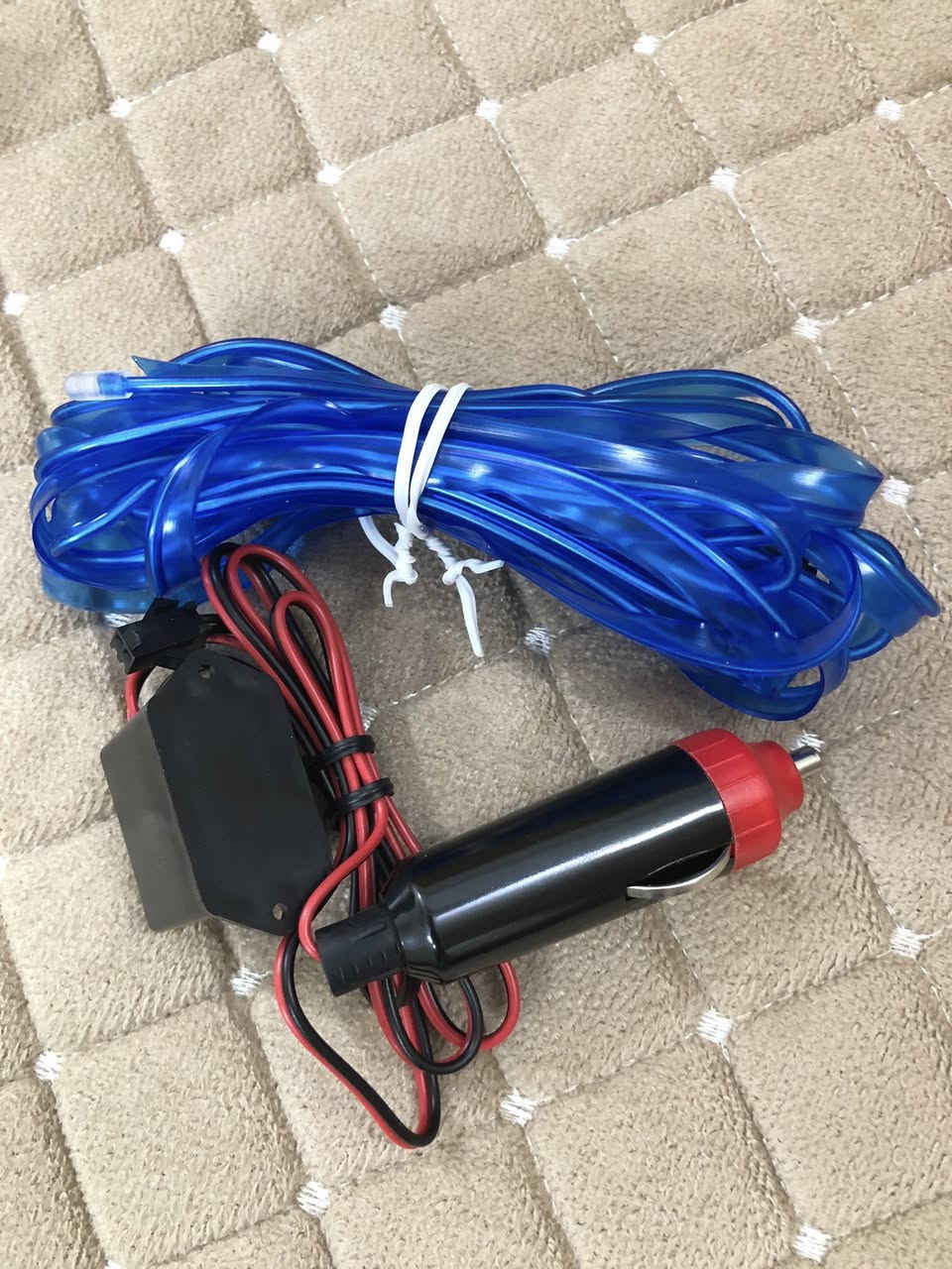 غراض نيسان سني قبق مسند وصطي وحافضه يم المسجل ونشره لد مال دشبول ومرايا فلات وصطيه وفرشه دشبول ترهم سني كوري وياباني قيم وأخذ


**إذا كنت صاحب هذا الإعلان وتريد حذفه لأي سبب، رجاءا أرسل رسالة إلى الدعم الفني**