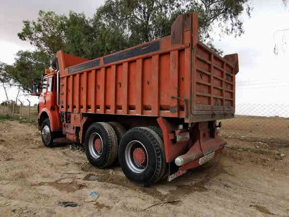 السلام عليكم فيات حجم 300 كير ومحرك الأصلي مجموعه وسط طخم تاير جديد بيها بدايه نفخ رقم نينوئ الماني مشروع وطني تبريد خير من الله دوشمه جديده السعر 115 وبيها مجال الاستفسار اكثر *********** مكان السياره موصل ناحيه تل عبطه
