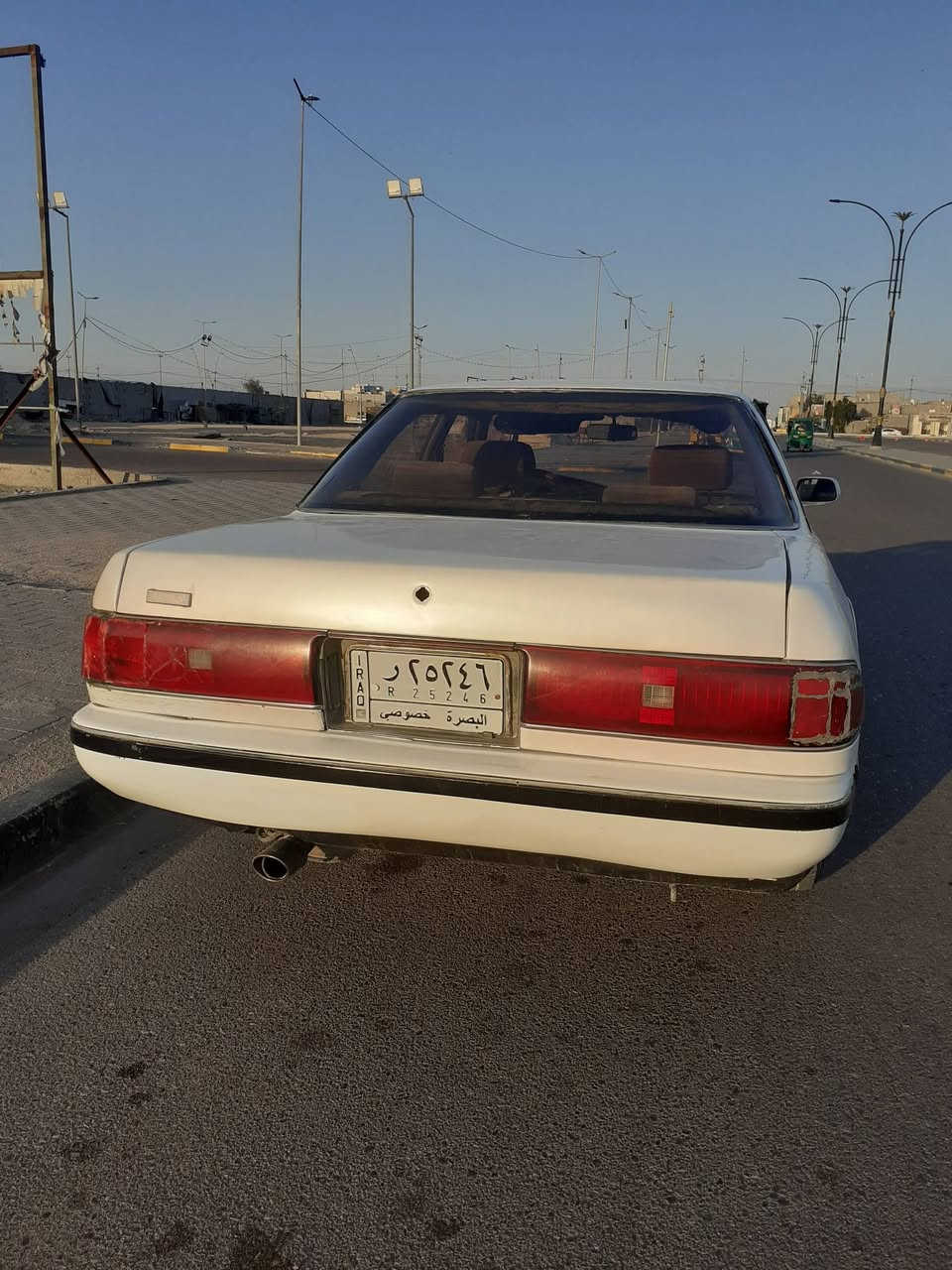 السلام عليكم سياره مارك كصيف موديل 91 مكفوله من الكصه والنقل جثه والغرامات، السنويه ما منتهيه، راعيهه موجود يريد تحويل، المكان البصره قضاء شط العرب، التنوما السعر 32 وبيهه مجال، للأستفسار ***********
