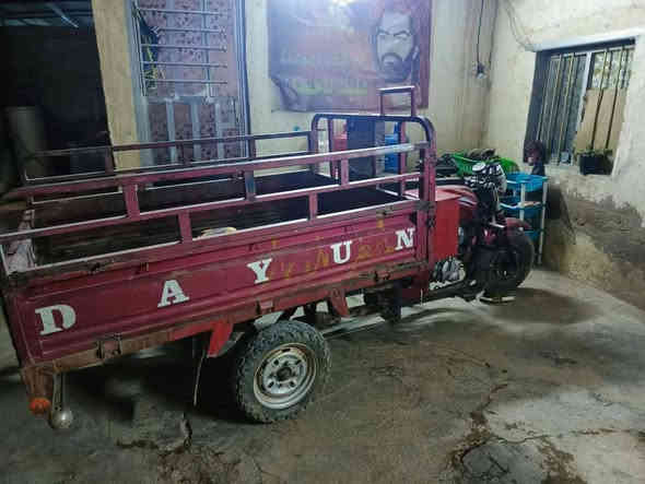 ستوته للبيع ستوته كامله مكينه25,موديل2016بدون اوراق سعر مليون وميه وبيها مجال الستوته مكلف بنشرهاوهذا صاحبها كريم الرحيم التميمي وهذا رقمه***********
