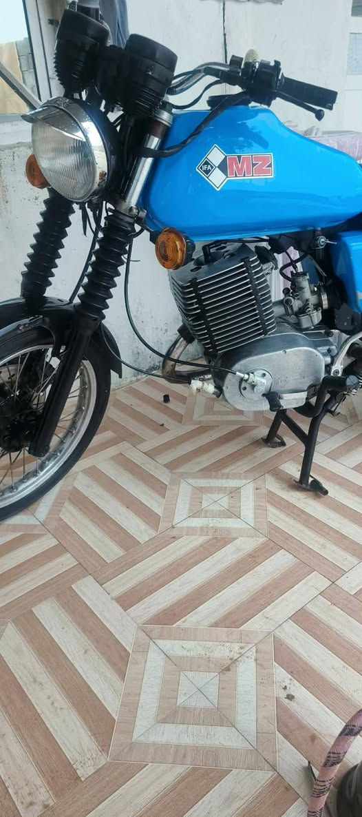 سلام عليكم البيع 82 سايس  3 الا شاصي مكفول من الحيم شراي يتصل وبي خير ودلل ***********
