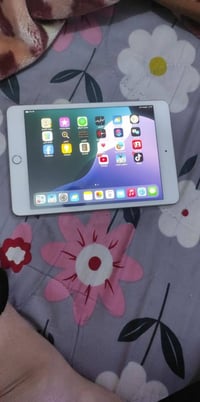 ايباد ميني ٥ • نضافة ٩٥% • الحسينية