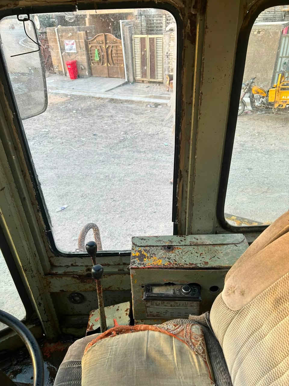 سلام عليكم 
شفل للبيع كاوسكي موديل ٩٦ رقم بغداد الماني بسمي تحويل ثاني يوم
مكينه ازوزه  شفل جاهز بوجهك للشغل 
السعر المطلوب 150وبيه مجال
المكان بغداد العبيدي الشهداء الثانيه
رقم***********
