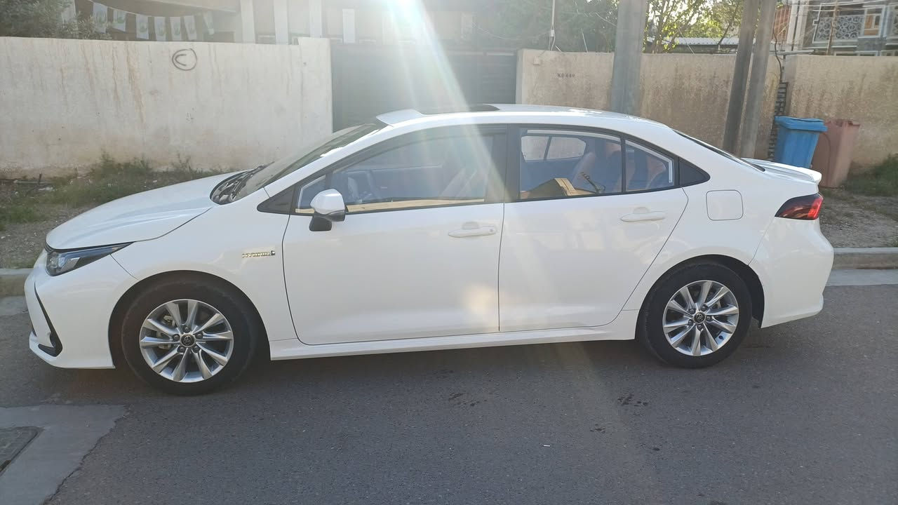 @كورلا هايبريد 2024 لون ابيض فقط للبيع و ليس مراوس
فول فووووول
ماشي 32الف 
فتحه 
اشاير مري 
داش كام 
كامره اصليه خلفي بك 
ويل كب 
رادار 
تخطيط مسار 
قياده ذاتيه
تحكمات ستيرن 
لايت حساس 
هاند بريك كهرباء 
اوتو هولد 
توقف ذاتي 
كشن كهرباء 
جلد لونين 
بيه بعض الملاحظات بسيطه جدا 
تنشاف بالعين احسن من الصور 
............
السعر 23 مليون 
مرقم بغداد بأسمي 
عنوان سياره بغداد حي الخضراء 
للتواصل ***********
