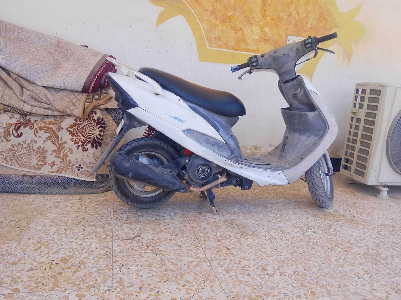 سلام عليكم دراجه ماكس عدله
رايده 350بيه مجال لا شراي بيه عود تبخير مكاني بصره زبير هاذ رقمي ***********
