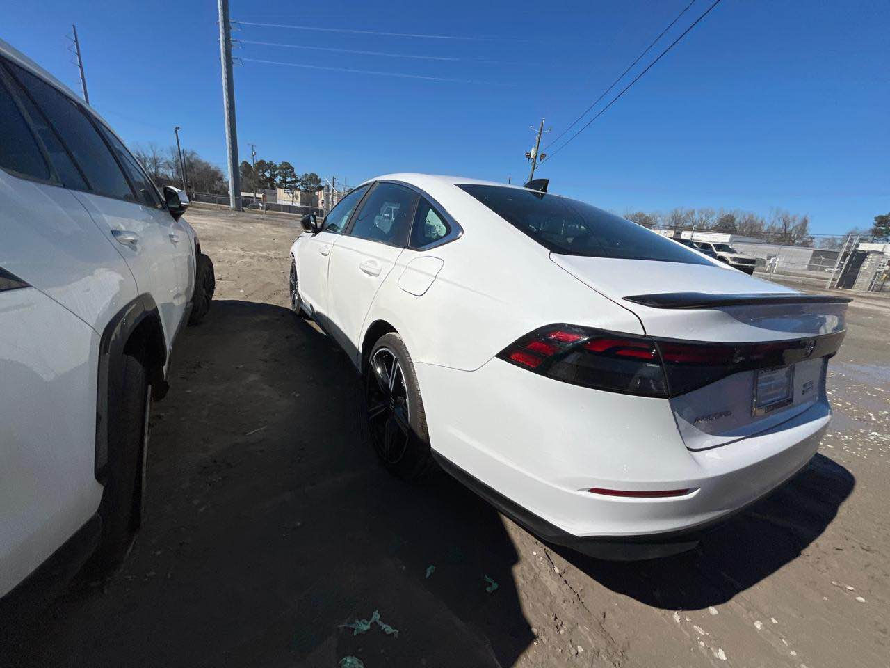 هوندا اكورد 2025 بو فروتنئ
 467 مايل يا برئڤة چوي
سارة يا هاتية چيكرن ل امريكا
30-35 روژئن دي دئ گةهيتة دهوكئ
سعر 137$ ومجال
0751 545 3603 دهوك, العراق
