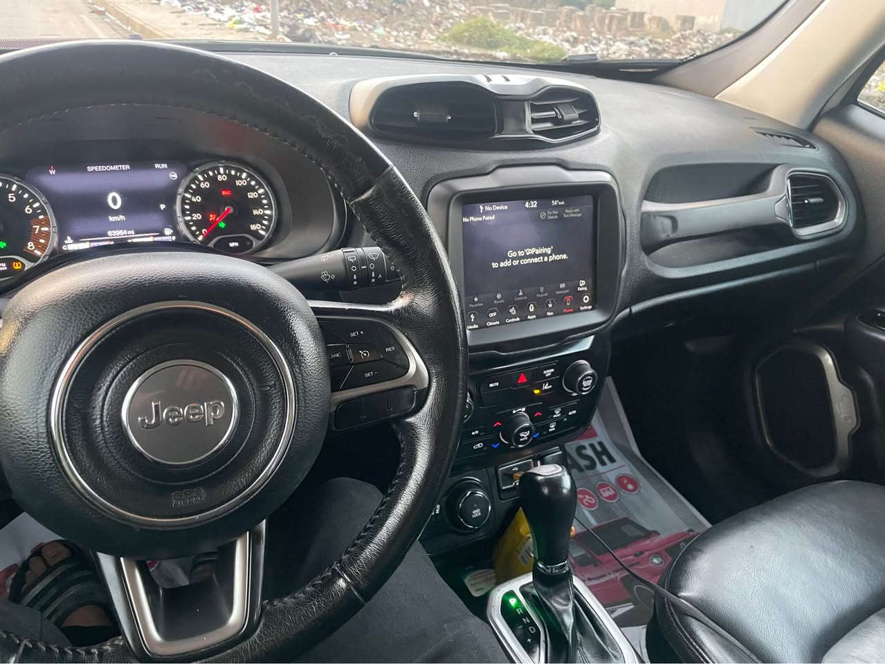 سلام عليكم بيع او مراوس حسب القناعه 

السيارة : جيب رينيجيد

 الموديل : 2021

اللون : ابيض 

اللوحة : دهوك 

السعر :  125$ورقه

حادث السيارة : چاملغ ايمن وباب صبغ بدون دواخل

_____________________

الــمــواصــفـــات  فول عدا الفتحة:-

{1} بصمة تشغيل + ابواب

{2} شاشة كبيرة  

{4} انضمة قيادة : اوتو

{6} كامرة خلفية دوارة مع الستيرن 

{7} لد نهاري 

{8} محرك 1300 تيربو 

{9} سايد بريك بصمة 

{10} مانع انزلاق 

{11} فول تحكم ستيرن 

{12} جام اوتو يصعد دكمة وحدة وينزل كذلك

{13} منافذ USB

كشنات جلد 

كشنات تدفية

سترين تدفية

فورويل 

للإستفسار يتوفر واتساب📞

*********** موصل, نينوى
