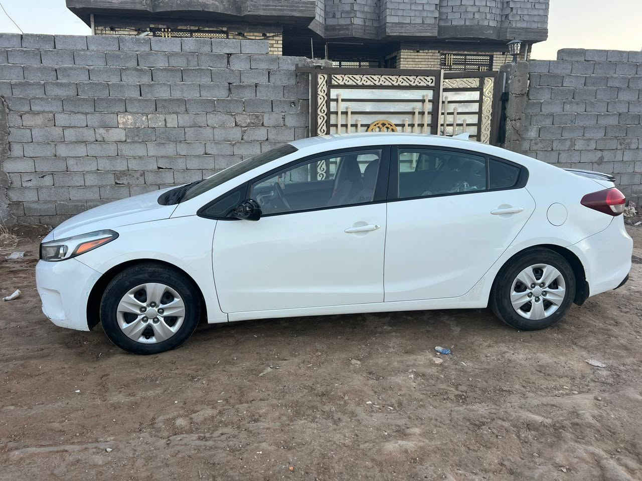 السلام عليكم كيه فورتي
2017 وارد امريكي السعر 128  قطعتين صبغ
***********
