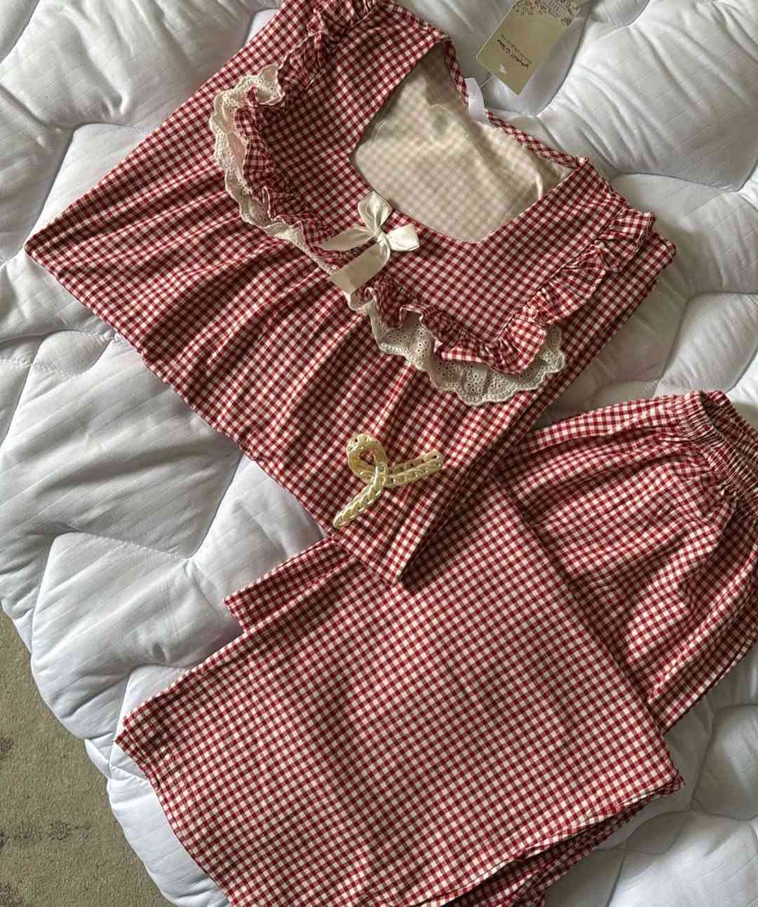 آخر درزن توصيله مباشر 
القياسات فقط 
Xl XXl 
لون الاسود ٨ قطع 
لون الاحمر ٢ قطع 
لون بيجي ٢ قطع فقط 
الدرزن ١٠٦ الف


**إذا كنت صاحب هذا الإعلان وتريد حذفه لأي سبب، رجاءا أرسل رسالة إلى الدعم الفني**