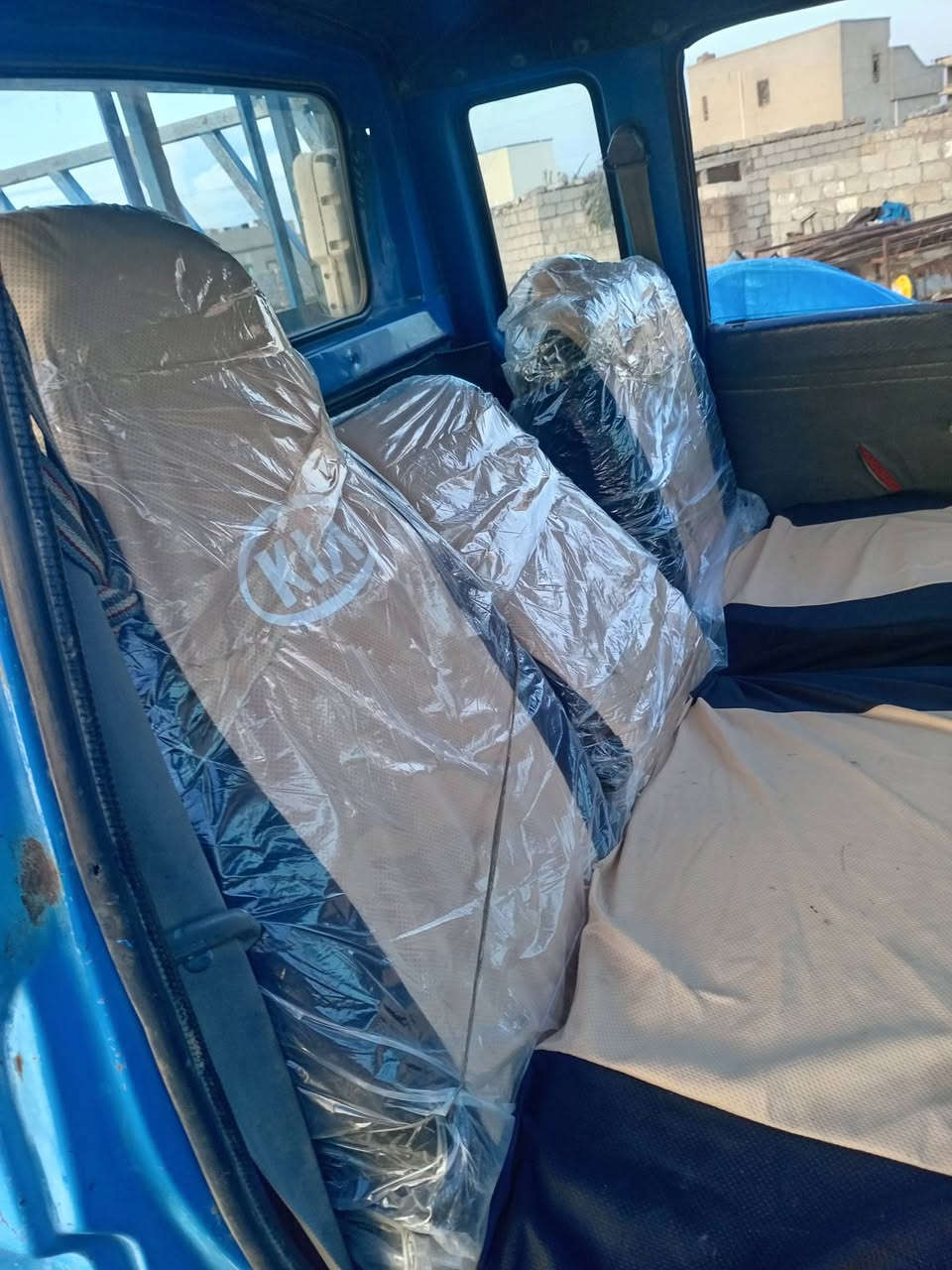 سلام عليكم يوجد كيا بنكو موديل ٩٣ رغم فحص صلاح الدين مراوس اب فونتيرة وانطي فرق مكاني الشرقاط والخاص مفتوح وتساب ***********
