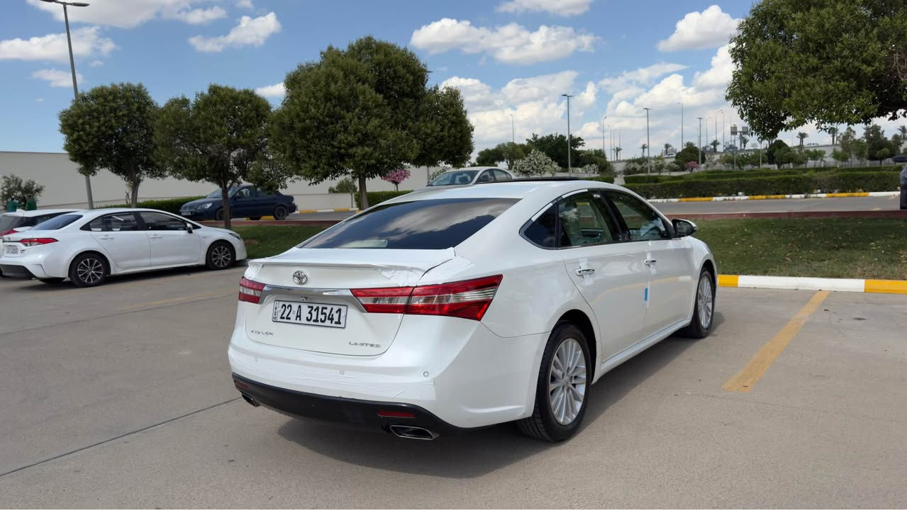 سلام عليكم 
Toyota avalon 2013 limited xaliji
سەیارەکی زۆر خاوێن و جوانە سعری خوار هەموو بازاری بێ سبوغە ٣ جێی گچکەی تەعدیلە نەرمە تەزرەکی هەیە سەنەوی و هەزەو هەموو شتی نوێیە ١٧٠ هەزار کلم حقیقی رۆیشتیە گێر و مەکینە و کارەبای هەمووی بەشەرتە سعری ١٧٨ وەرەقە مەجالەکی زۆر کەمی تێدایە 
*********** واتساب
*********** اسيا

Toyota avalon 2013 limited 
سلام عليكم اخوان تويوتا افلون خليجي للبيع ماكو بهيج نضافة بهاي سعر ١٧٨ ورقة و بي مجال جدن بسيط سيارة بدون صبغ ثلث مكان صغير تعديل و شوية حالوب بي كلش خفيف سيارة كلشي جديد سنوي هزة كل جديد تحويل نفس اليوم سيارة ماشي ١٧٠ الف كلم حقيقي 
مكان سيارة اربيل 
*********** واتساب
*********** اسيا أربيل, العراق
