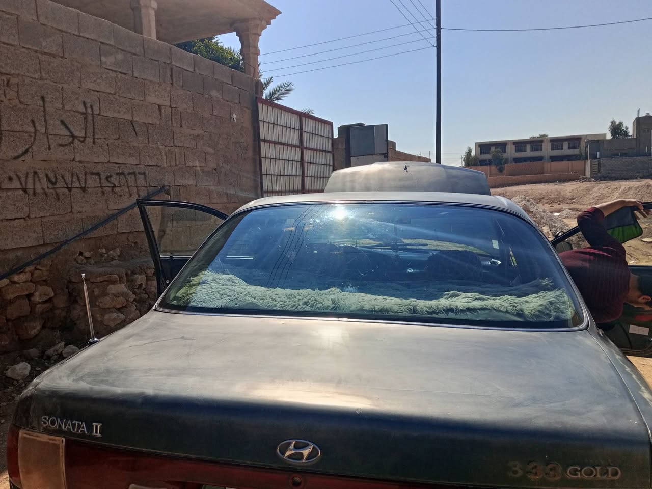 للبيع سوناتا2 موديل 93 لون اسود كحلي كير اوتوماتيك رقم الانبار .خصوصي السعر( 38) وبيهة مجال باقي التفاصيل   تجي تشوف بعينك الشراي اتصل ع رقمي ***********
