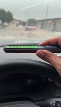 ستاند رقم • عرض رقم هاتف • توصيل