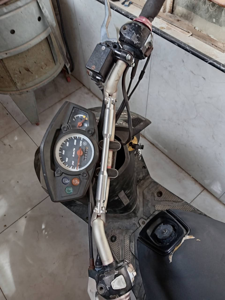 للبيع دراجة  جبلي ياباني
السعر مليون  و   250  وبيه مجال للشراي *********** ميسان
نظيفه  وجديده   ماشيه  قليل
