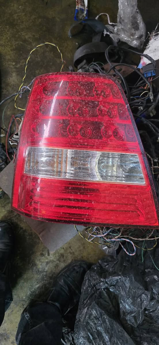 السلام عليكم
تخفيضات  
تحطيم الأسعار يوجد لدينا توصيل كافة المحافظات 
اسعار مناسبه جدآ جدآ جميع انواع السيارات الكورية والأمريكي والفرنسي وغيرها للمعلومات والاستفسار الاتصال بالرقم  ***********
يوجد لدينا لايت وامرايات وبك لايت وسماعات وبلكات ناريه مستعمل حاوية اصلي 
يوجد لدينا ماء راديتر زيتي كوري اصلي 
يوجد لدينا دهن محركات الديزل  والبنزين  أصلي كوري 
يوجد لدينا مراوح بأسعار مناسبه جدآ 
واسعارنا معروفه 
اي قطعه لايت  ٢٥ الف مهما كان نوعها 
اي قطعه بك لايت  ١٥ الف  اي نوع سياره 
مرايات  القطعه  ٢٥ الف ام الإشارة  كافة السيارات 
مرايات  بدون إشارة  ١٥ الف كافة  السيارات
