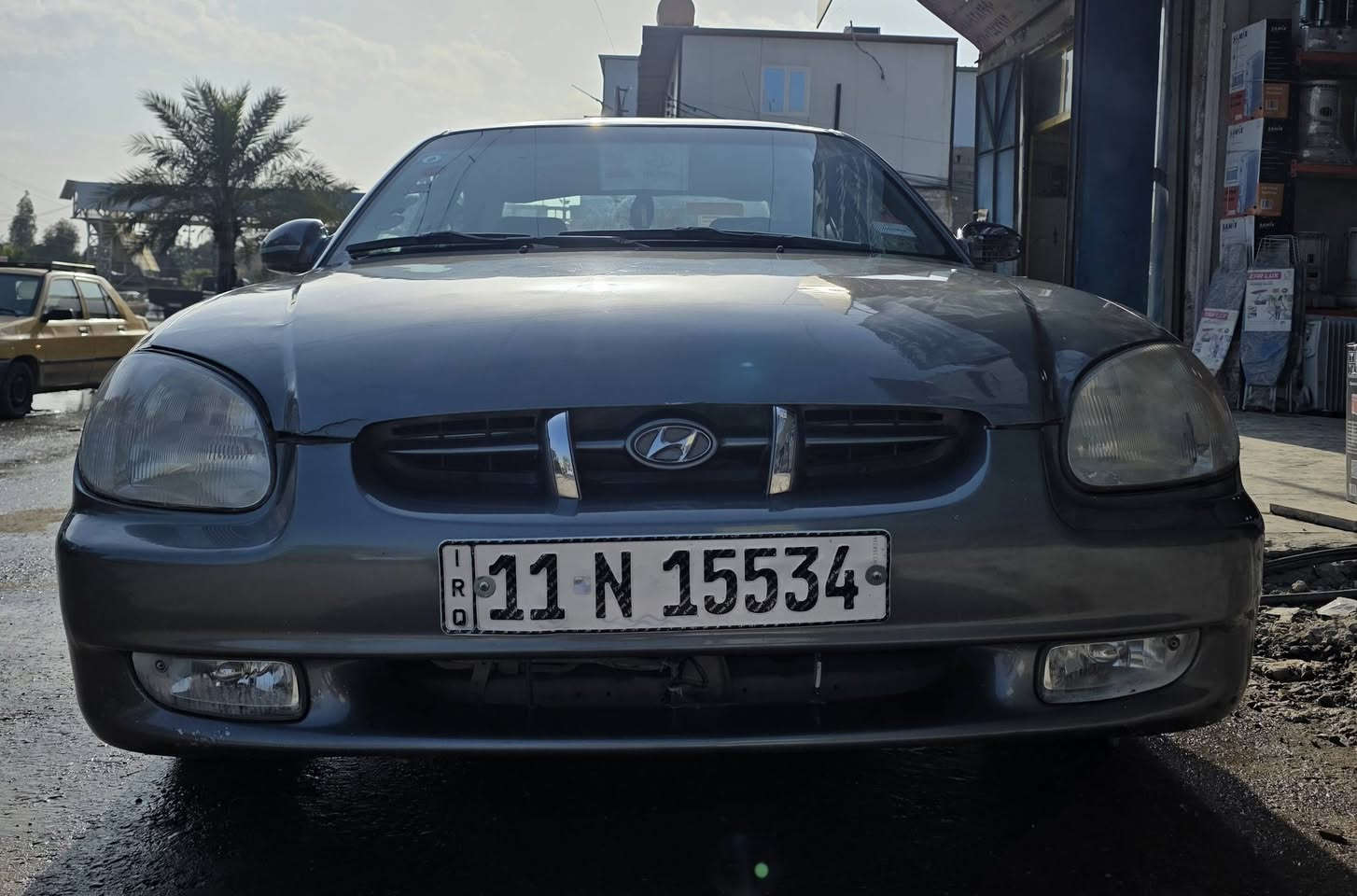 سوناتا موديل ٢٠٠٠
محرك ٦ سلندر 

كير ومكينه مكفول

صدر جديد باتري جديد 

مابيها اي نقص 

رقم بغداد بأسمي تحويل ثاني يوم 

السعر ٥٨ ورقة وبيها مجال 

ممتواجد ع الفيس  

للاتصال ***********
