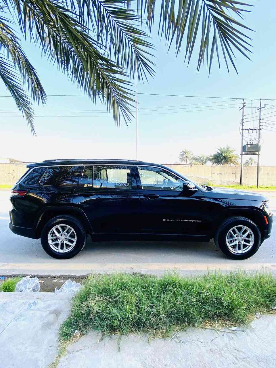 جيب لاريدو 2023 امريكي
6 سلندر مكينة 3600 
رقم بغداد الدولـي بأسمي
7 راكب لون اسـوود ملكي
/ حادث جاملغ امامي فقط / بدون ايرباك بدون دواخل
ركززززز #صور_حادث_وسونار_بلمنشور 
دفع رباعي
قيادة ذاتية
تشغيل عن بعد
شفتات ستيرن
رادار امامي جانبي مانع تصادم
تحذير خروج عن المسار
تحذير تجاوز السرعة
مستشعر نوم السائق
حساس امطار
تعديل وضعيات المقود والمري كهرباء
هاند بريك بصمة 
ابل كار بلي
نظام الملاحة
تبريد 3 قطع
ماشية 42 الف ميل
السعر 265 ورقة وبي مجال بسيط
بغداد العامرية ***********
