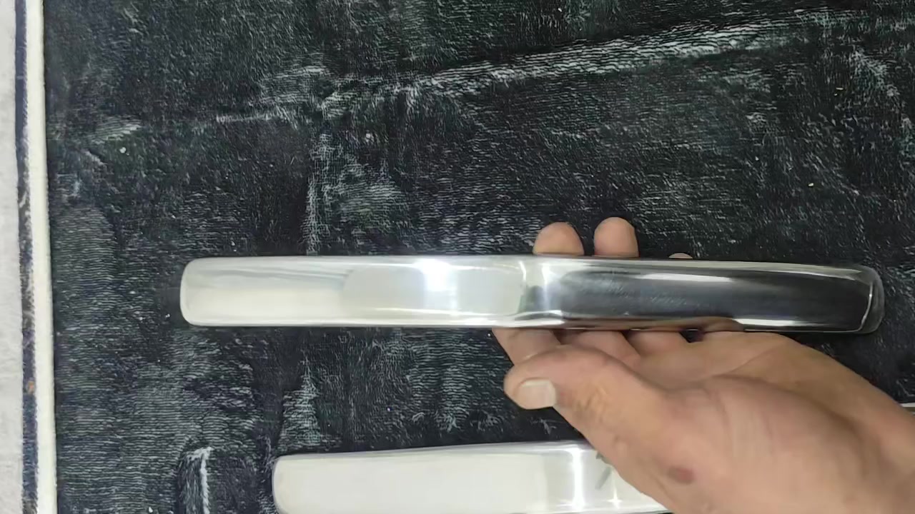 للبيع تخم بارد سمكره شغل درجه اوله نوع الحديد فولاذ ورك سبرنك  تايلبرات عدد 3  وجراميل عدد 4 صفحه عدل وصفحه مدور شغل فول للاتصال *********** العنوان بغداد
