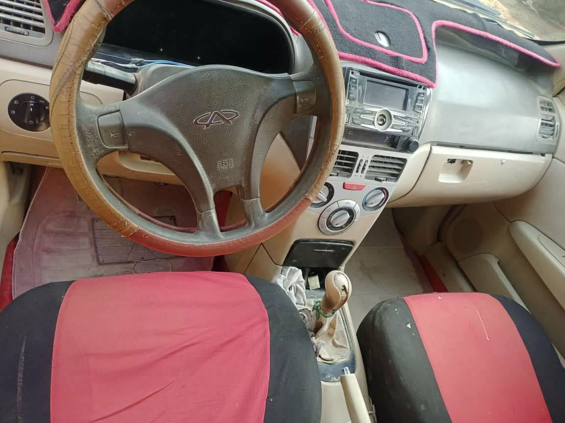 السلام عليكم شيري فلاوين 13رقم قادسيه دولي سنويه ال30وهزه جديده السياره كفاله من الضربه وتبديل مصبوغه اثر جراد فقط مكينه كير تبريد كهربايات كل جديد تخم تاير جديد السعر 32وبيه مجال المكان بابل الشوملي  او بابل مدينه القاسم ***********  السياره كفاله من الضربه
