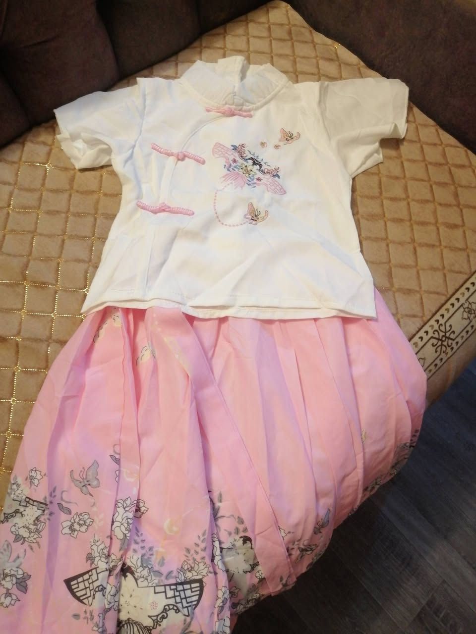 ملابس العيد 🤩🤩 يمنه وبس جمال البضاعه متابعين متوفرات باجر ان شاء الله داخل المحل العصر بنات الصبح مامفتحين


**إذا كنت صاحب هذا الإعلان وتريد حذفه لأي سبب، رجاءا أرسل رسالة إلى الدعم الفني**