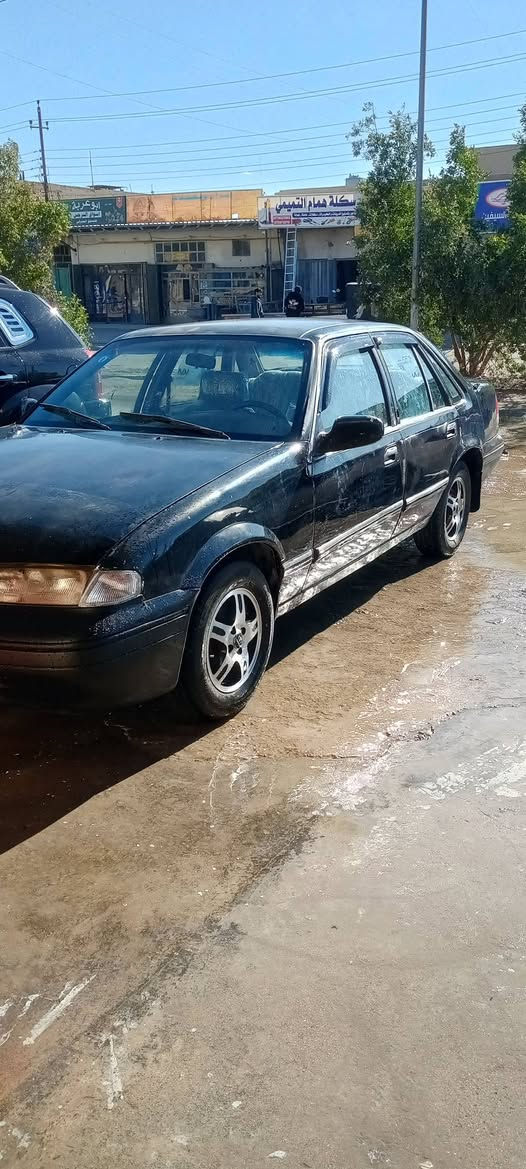 اسلام عليكم ابرنس فراشة رقم نكليزي بسمي مكينة كير جدد تخم تأير باتري جديد السيارة خير من الله مكان السيارة الحصوة النصر وسلام السعر 30وبيها مجال السيارة نقص بيها شغلات بصيطة  ***********
