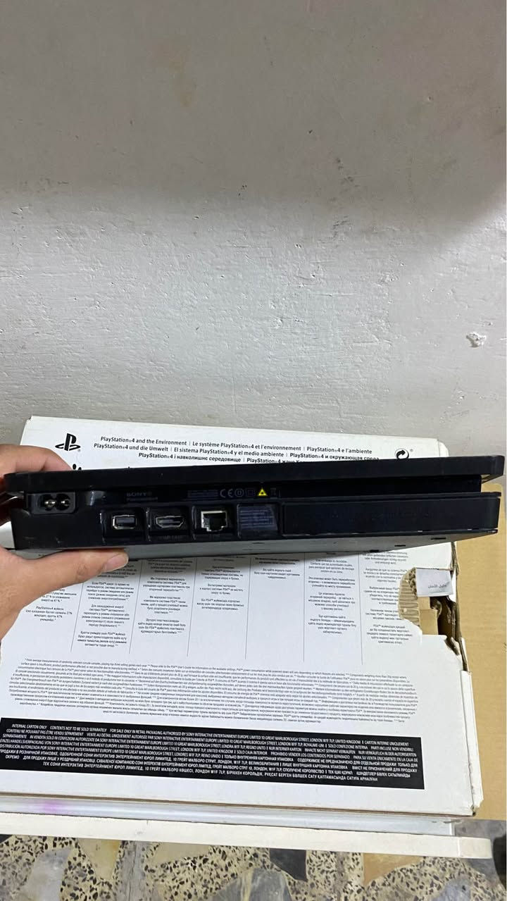 جهاز PS4 slim نضيف جدا مع اربع جويستكات وقرصين مثل ما موضح بالصور وياه حساب بيه 3 العاب ريد ديد ريدبشن 2 ولعبة a way out تنلعب ثنائي فقط. ولعبة It takes two كذلك تنلعب ثنائي فقط. سعر الجهاز 300 وبيه مجال قليل البصرة, العراق


**إذا كنت صاحب هذا الإعلان وتريد حذفه لأي سبب، رجاءا أرسل رسالة إلى الدعم الفني**