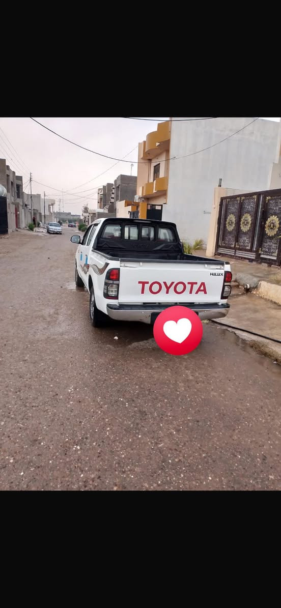 السلام وعليكم تيوته للبيع سياره جديده معا الكلمه رقم بغداد    اتماتيك  كير مكينه بلادي ٠. ***********٠
