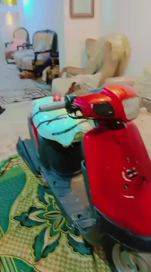 السلام عليكم
🛑دراجه بطه موديل 2003 دبل سكليتر
🟤لون ماروني دراجه مكامله من الكفرات والاضرار. 
⚪شغالهه نكره هندر حتا وهيا بارده شلعه ومعدل فول. 
🔵نقصها فقطط كهربائيات تكلف 10 تلاف بس مافارغ. 
🟣 شرط المكاتبه + وتاير خلفي وضفيره كامله جديده 
🟡السعرر 175وبيها مجالل
🟢مكان نجف حي الشهداء مراسله خاص متواجد


**إذا كنت صاحب هذا الإعلان وتريد حذفه لأي سبب، رجاءا أرسل رسالة إلى الدعم الفني**