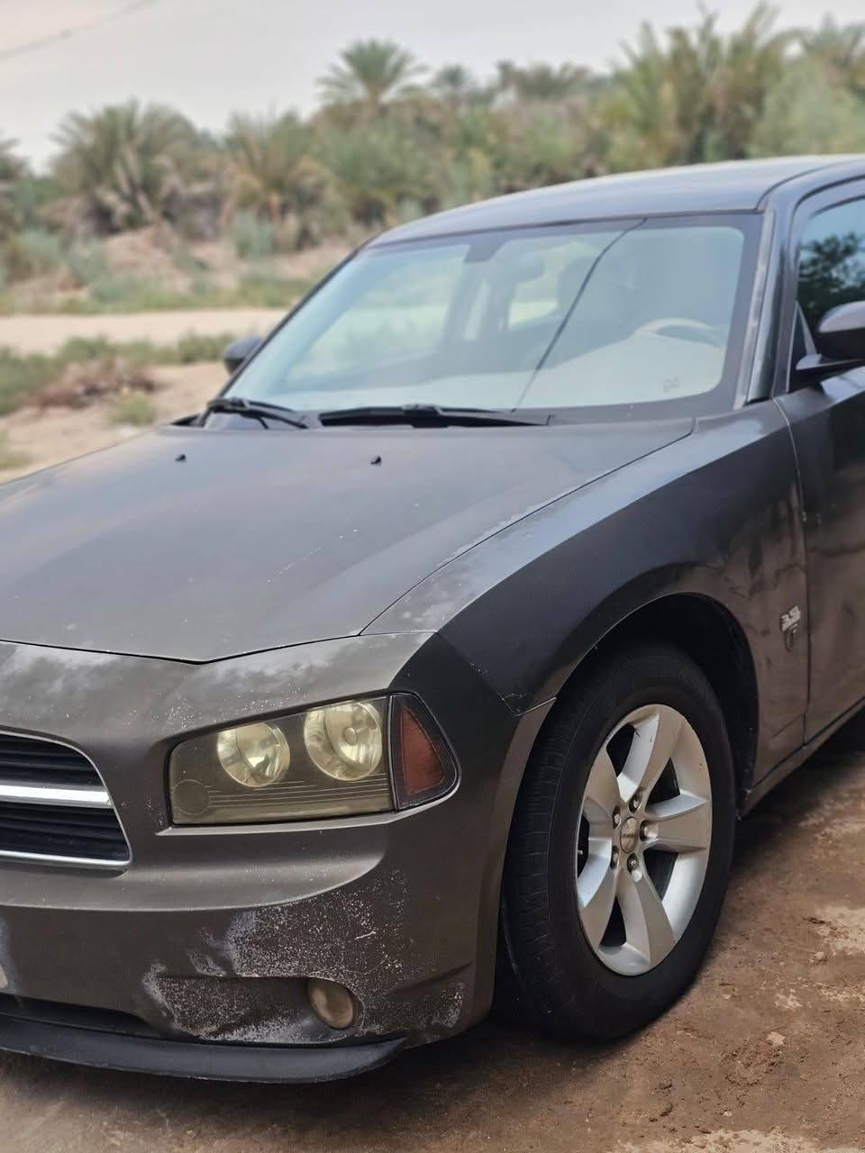 السلام عليكم جارجر 2009 رقم بغداد باسمي مكفوله وجاهزه مكينه كير تبريد تدفئه حداديه  تايرات السعر 105وبيها مجال مكان السياره ناصريه الشراي يتصل ويدلل ***********
