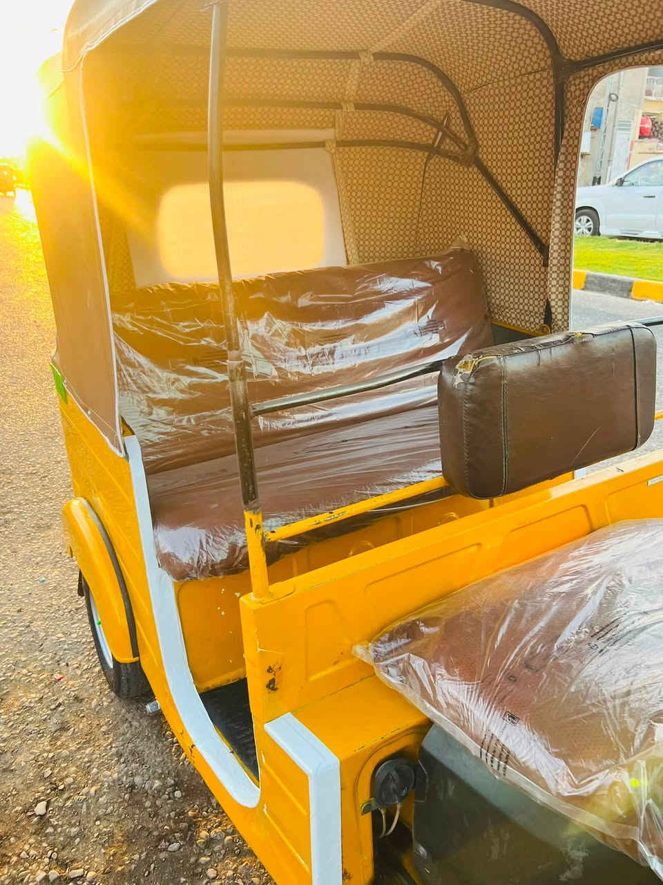 تكتك لبيع موديل 19 كشره كفاله وراق وكيل شاكر مكاني لمجر لكبير سعر 4600وبيه مجال لطيبين ***********
