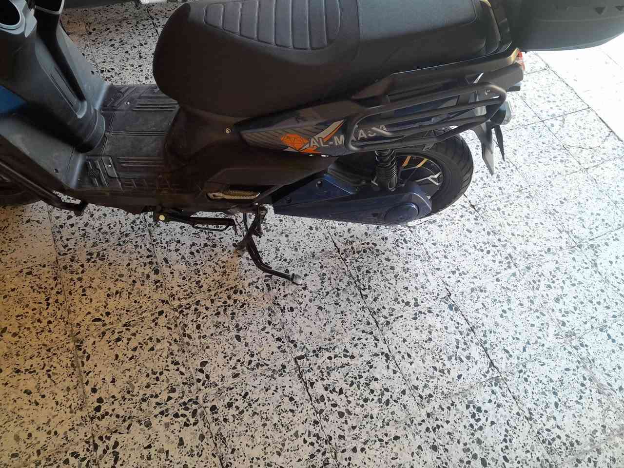 سلام عليكم درجه هباجي للبيع
مستعمله شي قليل بطاريات مصطه عل فحص
موديل/26
السعر مليون وميه وبيه مجال 

رقم /***********
