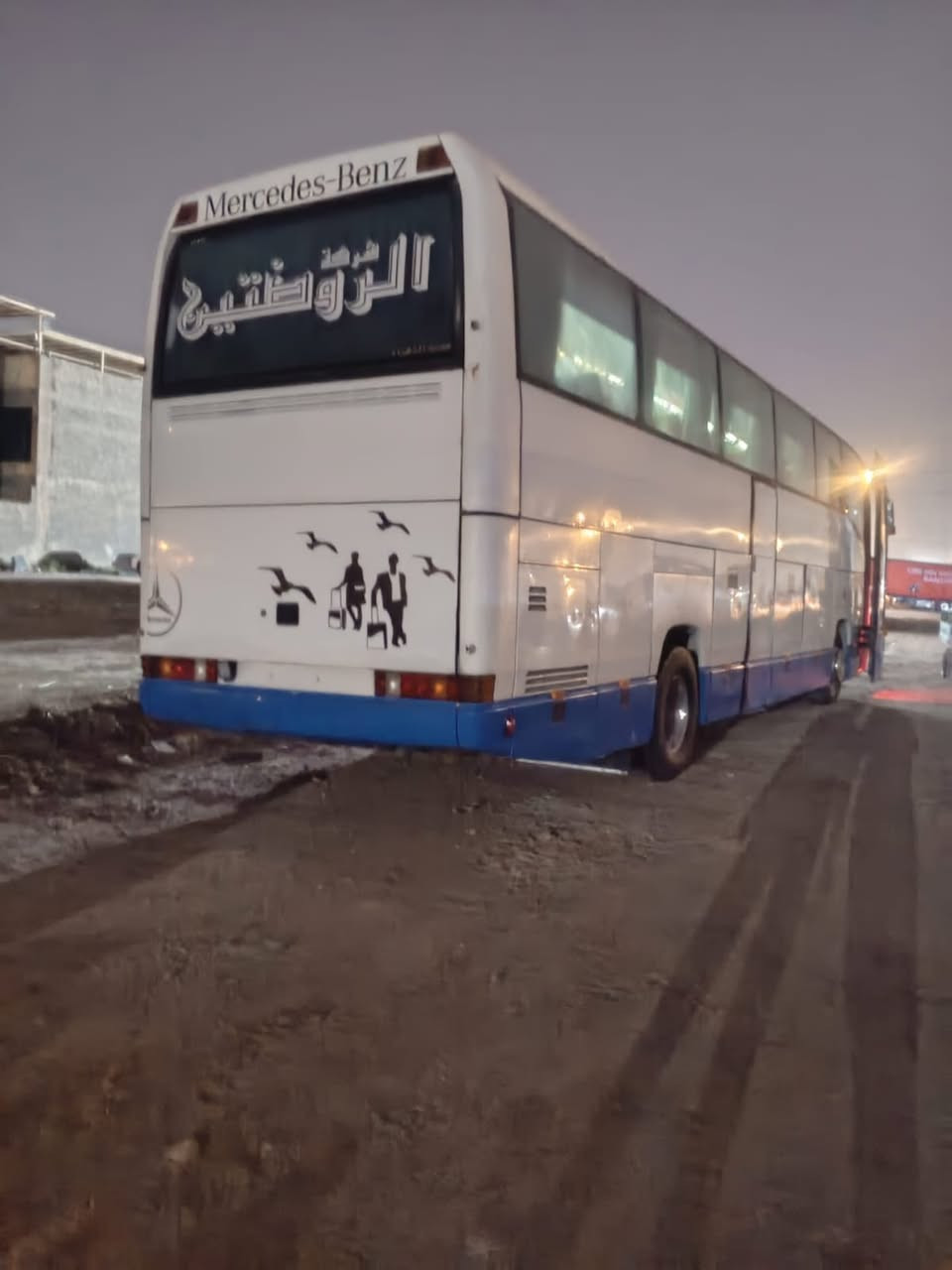 باص ٤٠٤للبيع جاهزه تخم تاير حداده خير من الله تبريد شبح رقم نكليزي ٢٠٠١ مكلف بنشر***********
