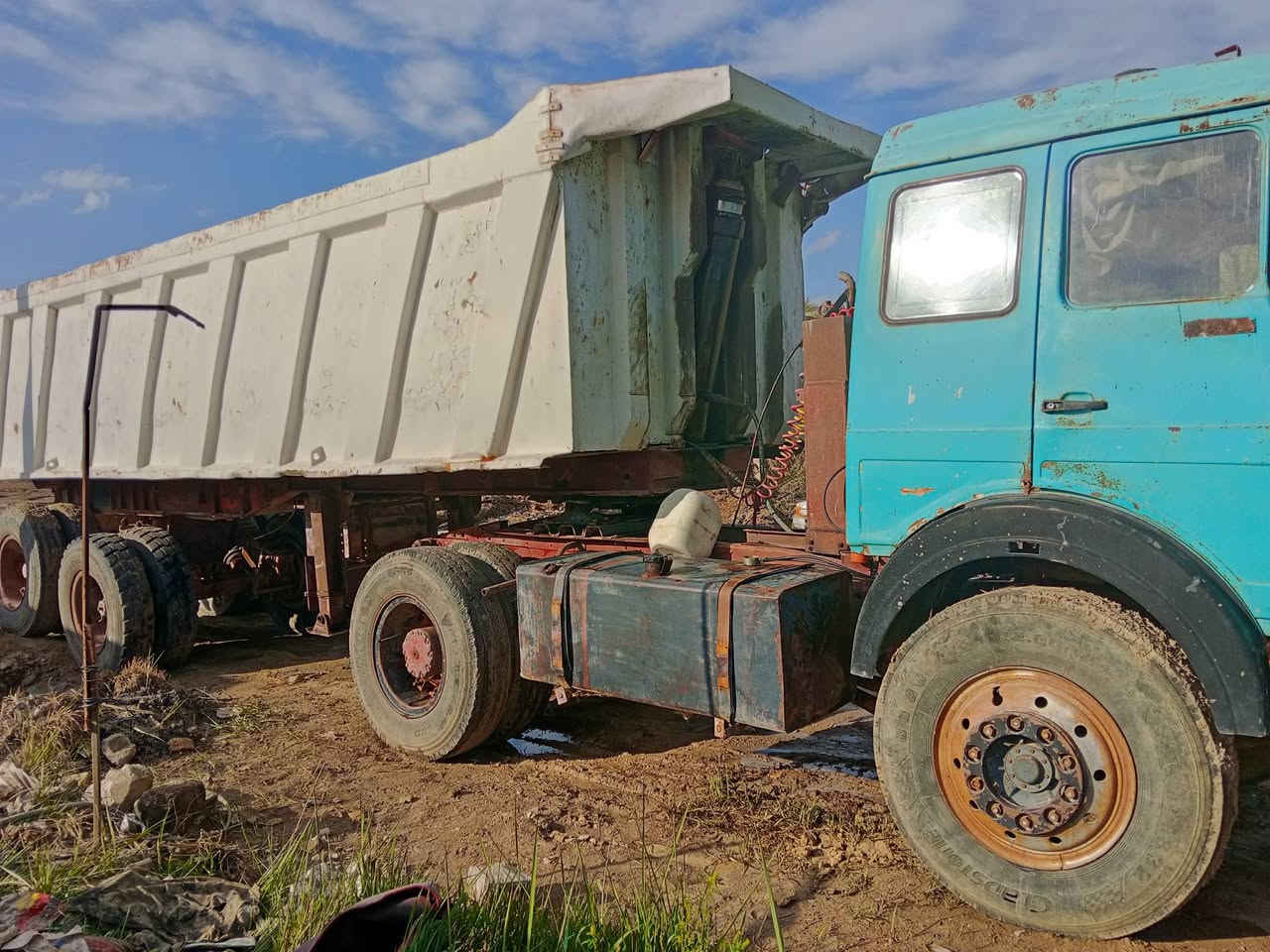 سلام عليكم
راس تريله موديل 82 مجموعه جي اف محرك 28 گير 160 للبيع مكانهه نجف مشخاب للاستفسار ***********
