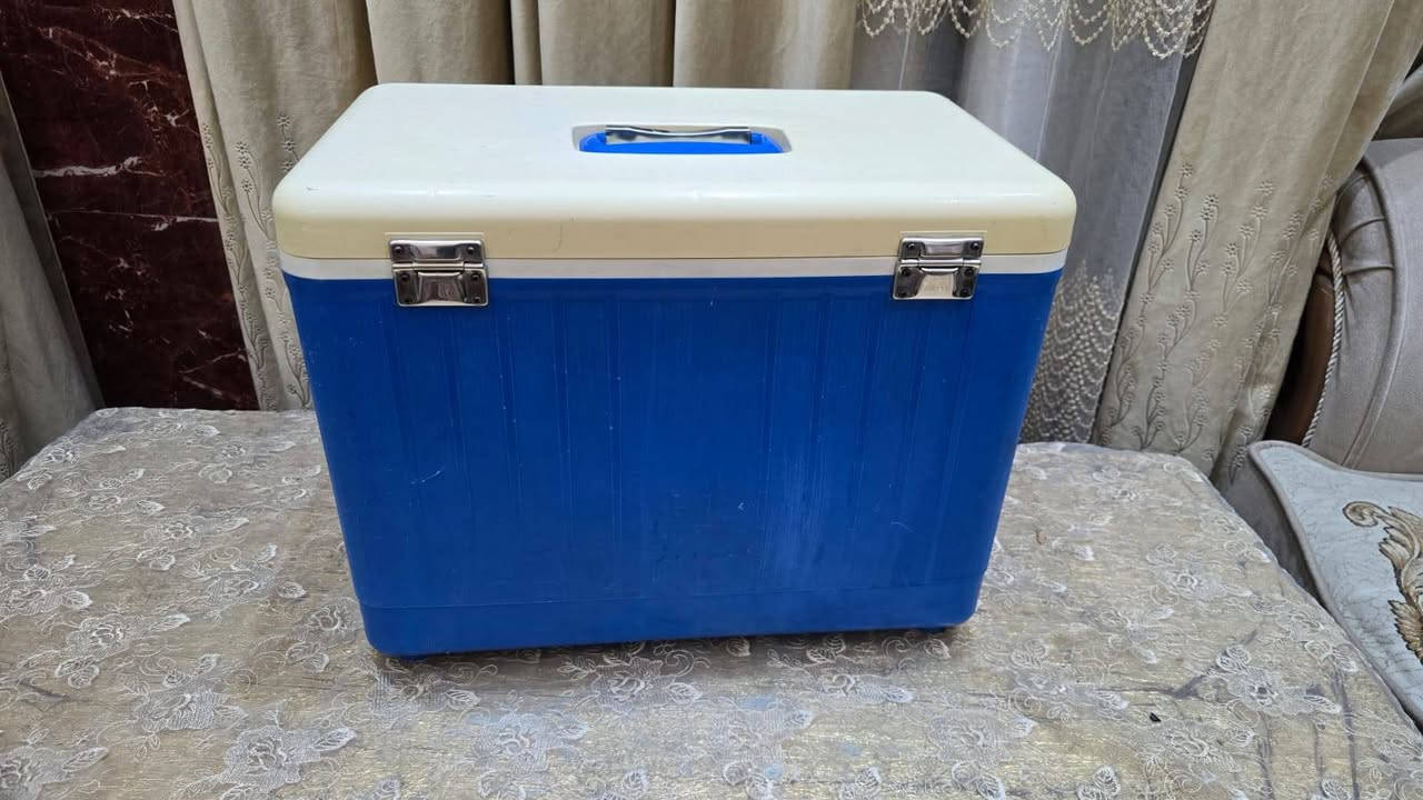 كول بوكس
الحجم الكبير 32
ستيراد المؤسسة 
نظافه تامه 
للاستفسار مراسله الصفحه 
او الاتصال ***********
