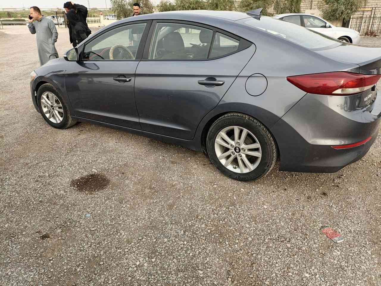 السلام عليكم النترا.  2018 فوال موصفات عده السلايت الضرر بارد فقط براس البوند بدون  دواخل شرط ترهم مراوس حسب القناعه وترهم مقدمه زينه ***********
