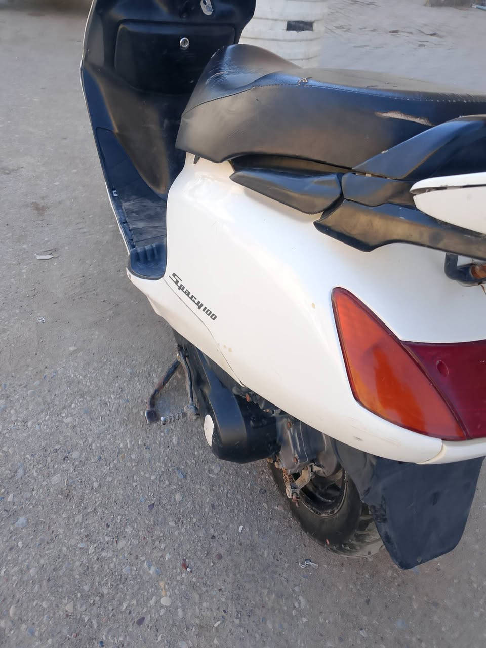 سبيسي ياباني كفر اصلي السعر400وبيه مجال قليل  موبايل *********** عنوان كوت انوار
