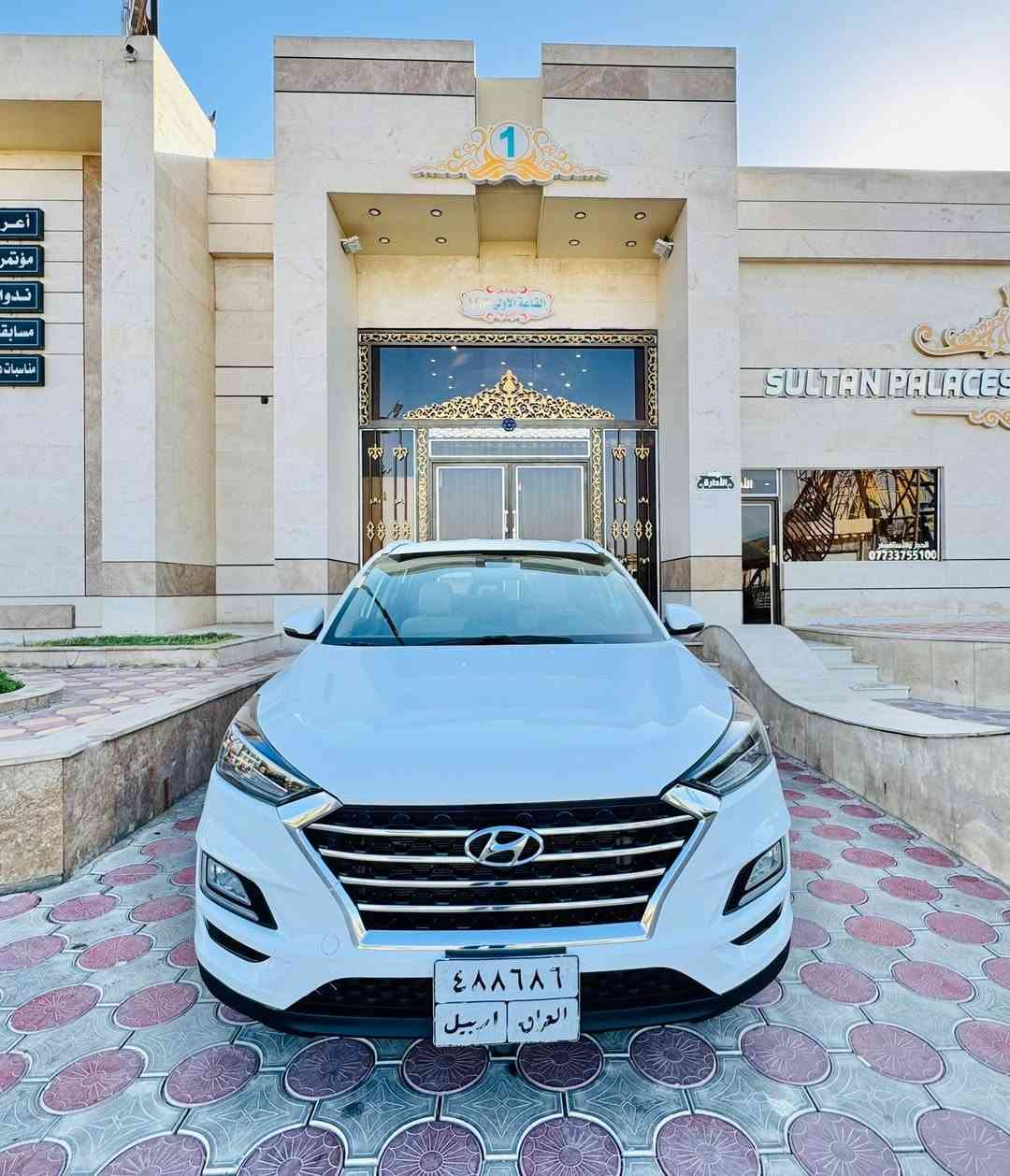 اسعد الله ايامكم بكل خير
للبيع للبيع 
هونداي توكسان خليجيه كوري اصل 2019 بجم لكزز
السيارع كفاله عامه من الصبغ و التبديل و البارد عدا طخه بسيطه بمقدمه البنيد و نصبغ و بلا فتح 
رقم اربيل  تحويل او وكاله 
لون ابيض ثلجي ❄️ 

المواصفات؛
🥷غرفه عسلي بيجي 
🥷كشنات خلفيه قلاب
🥷مري شفط
🥷ترحيب بالمري 
🥷بلاجكتورات led
🥷لايتات خمس عدسات +led
🥷بكلايت led
🥷مرايه وسطيه عاكسه للضوء 
🥷كامره خلفيه بلاد  دواره
🥷فول تحكم ستيرن
🥷 هاند بريك بالرجل 
🥷حساس خلفي 
و الخ من المواصفات المعروفه …

السياره جاهزه من كلشي مكينه كير كفاله 
حداديه امامي خلفي كله جديد  
ادامه جديده صرف بانزين انسى حتى ادونز ماكو 
باتري جديد

السعر (165 $) و بيها مجال بسيط و ما اعتقد اكو بهيج سعر 
و بهيج موديل و نظافه

للتواصل ***********
مكان السياره النجف الاشرف
