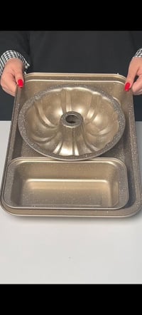 قوالب كيك • ٣ قطع • توصيل