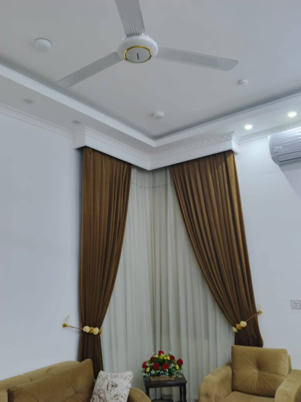 سلام عليكم 🌹
يوجد بيت للبيع
📍 العنوان: ياسين خريبط – الزون الأول 1
📐 المساحة: 200 متر
🛣 ملاحظة: شارع 13 متر
🏛 الطابق الأول:
🛖سنت بناء2024
▪️ غرف عدد 2
▪️ صالة صغيرة
▪️ صالة كبيرة
▪️ استقبال
▪️ صحيات خارجية + داخلية
▪️ مطبخ حار + مطبخ بارد
▪️ طارمة كرانيت
🏦 الطابق الثاني:
▪️ غرف عدد 4
▪️ صالة
▪️ سويت كامل
▪️ درج عدد 2
▪️ سيراميك نوع بورسلين 80×80
▪️ كراج 6×6
▪️ الأبواب خشب تفصيل كامل
📜 طابو تحويل مباشر 
📞 رقم الاتصال: ***********
📲 واتساب: ***********
💰 السعر خاص

