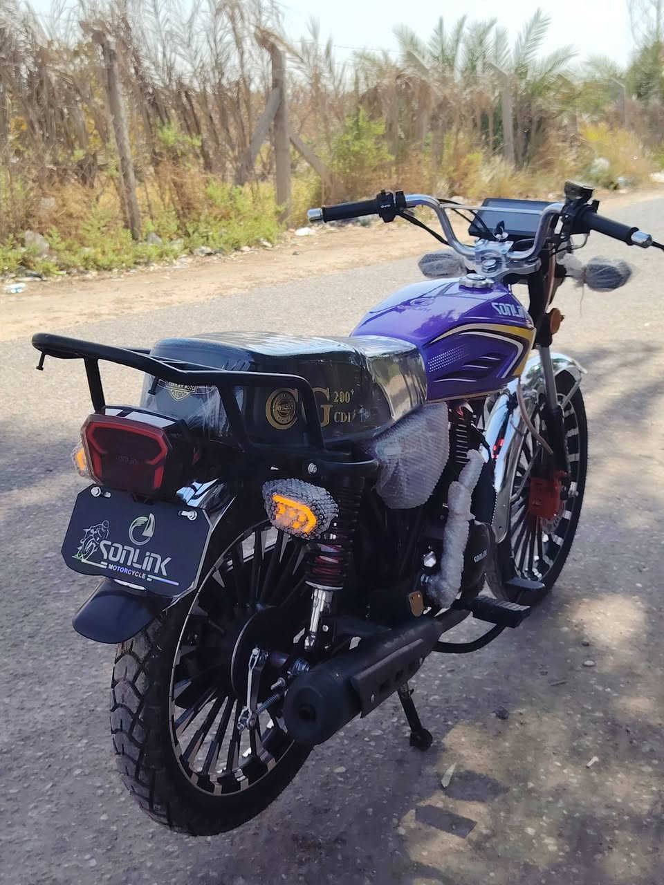 السلام عليكم للبيع سفانه موديل 2025 جديده ماماشيه شي قليل دراجه مكفوله اوراق اصولي سعر 900 بيه مجال دراجه سونك اصلي. ***********
